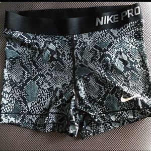 Nike Pro Spandex